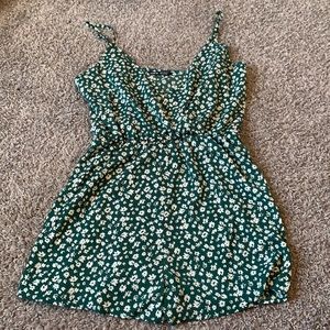 Green floral shein romper with adjustable straps!